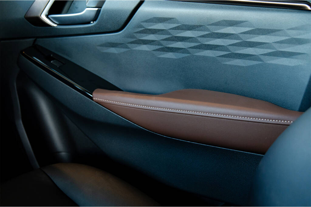 DMAX.jpg_0011__DSC1454