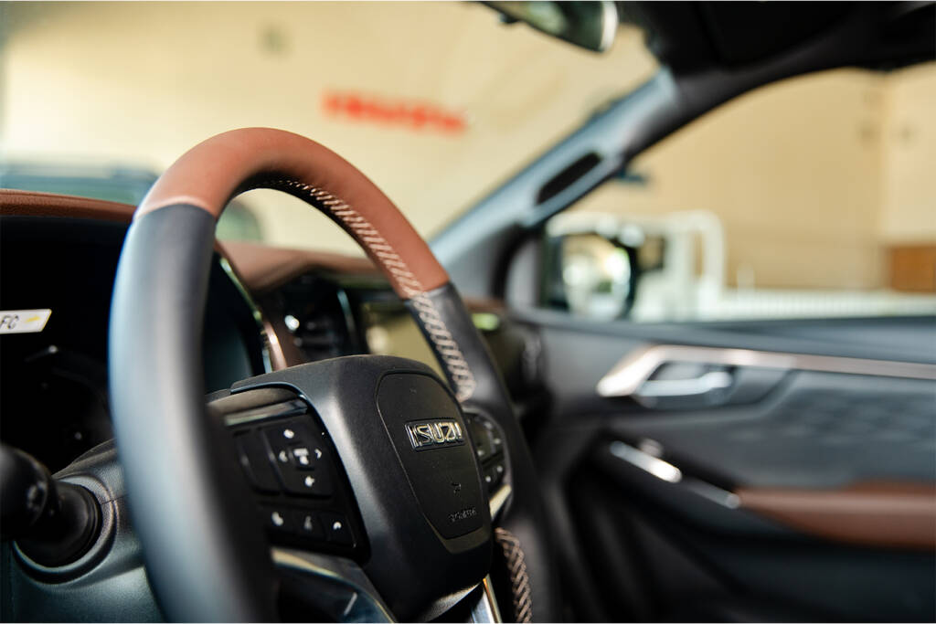 DMAX.jpg_0026__DSC1374