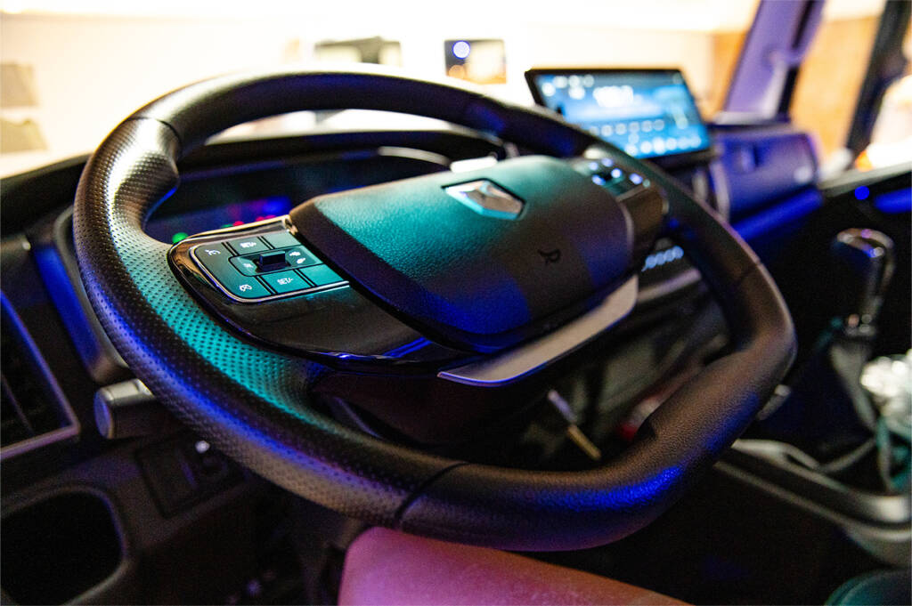 _DSC4734_0014__DSC4755