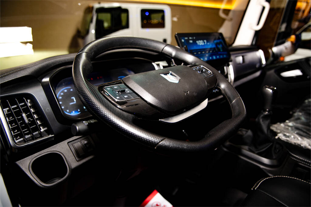 _DSC4734_0018__DSC4750