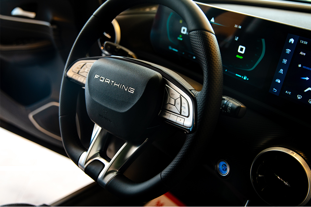 YAO_3188-scaled.jpg_0000_YAO_2550-scaled-1-1024x683.jpg_0000__DSC0844