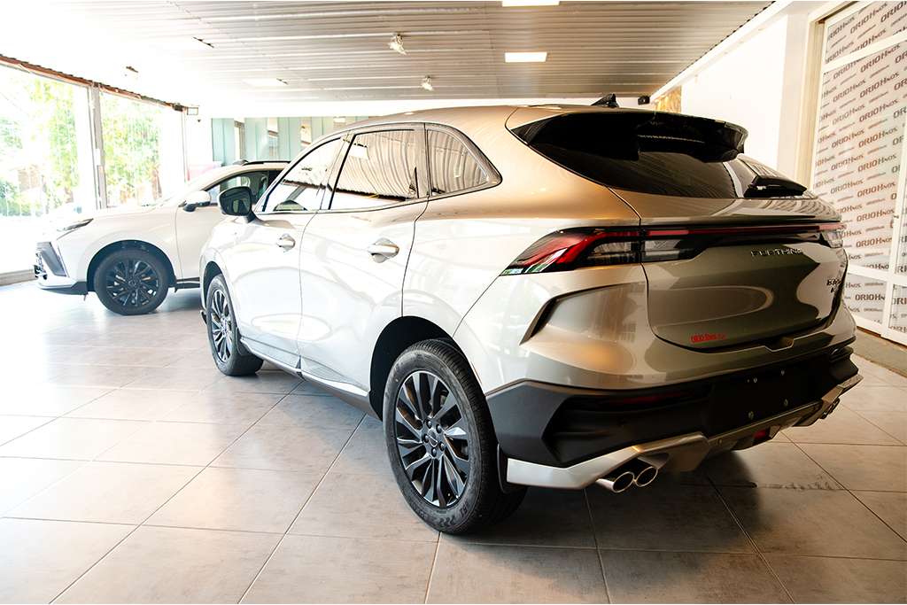 YAO_3188-scaled.jpg_0000_YAO_2550-scaled-1-1024x683.jpg_0011__DSC0832