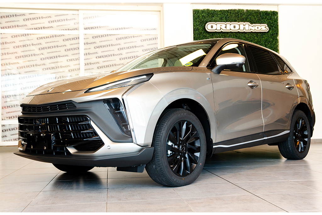 YAO_3188-scaled.jpg_0000_YAO_2550-scaled-1-1024x683.jpg_0015__DSC0827