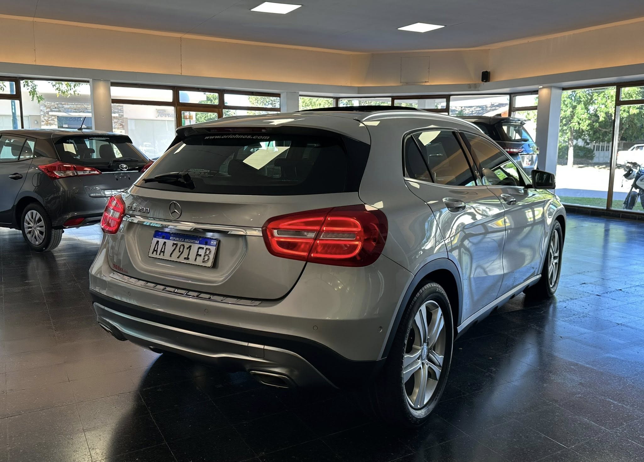 MERCEDES BENZ GLA 200 A/T año 2016 IMPECABLE!! Financia Bco. Santander. Acércate a ORIO HNOS, SAN GENARO, concesionario oficial FORTHING suv - Imagen 8