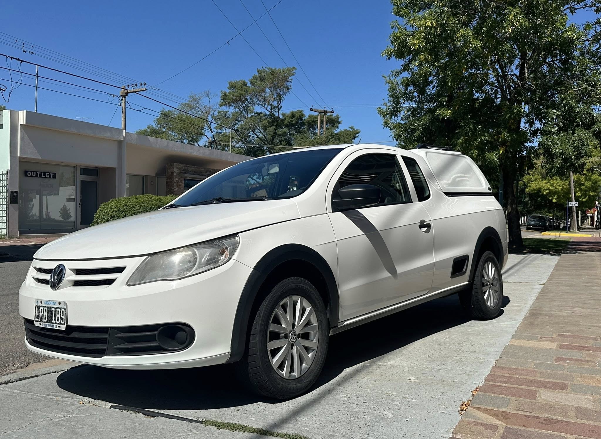 SAVEIRO CABINA SIMPLE 1.6 NAFTA año 2012 IMPECABLE!! Financia Bco. Santander. Acércate a ORIO HNOS, SAN GENARO, concesionario oficial SHINERAY, DOMY Utilitarios - Imagen 5