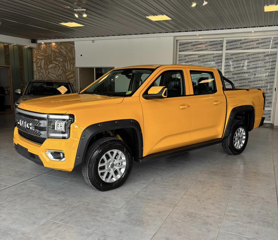 JMC GRAND AVENUE 2.3 242hp NAFTA A/T 4x2 GL 0Km My2026 MAJESTUOSA!! DIFERENTE!! Financia Bco. Santander. Acércate a ORIO HNOS, SAN GENARO, concesionario oficial JMC, ISUZU, KAMA, LANDKING Camiones - Imagen 3