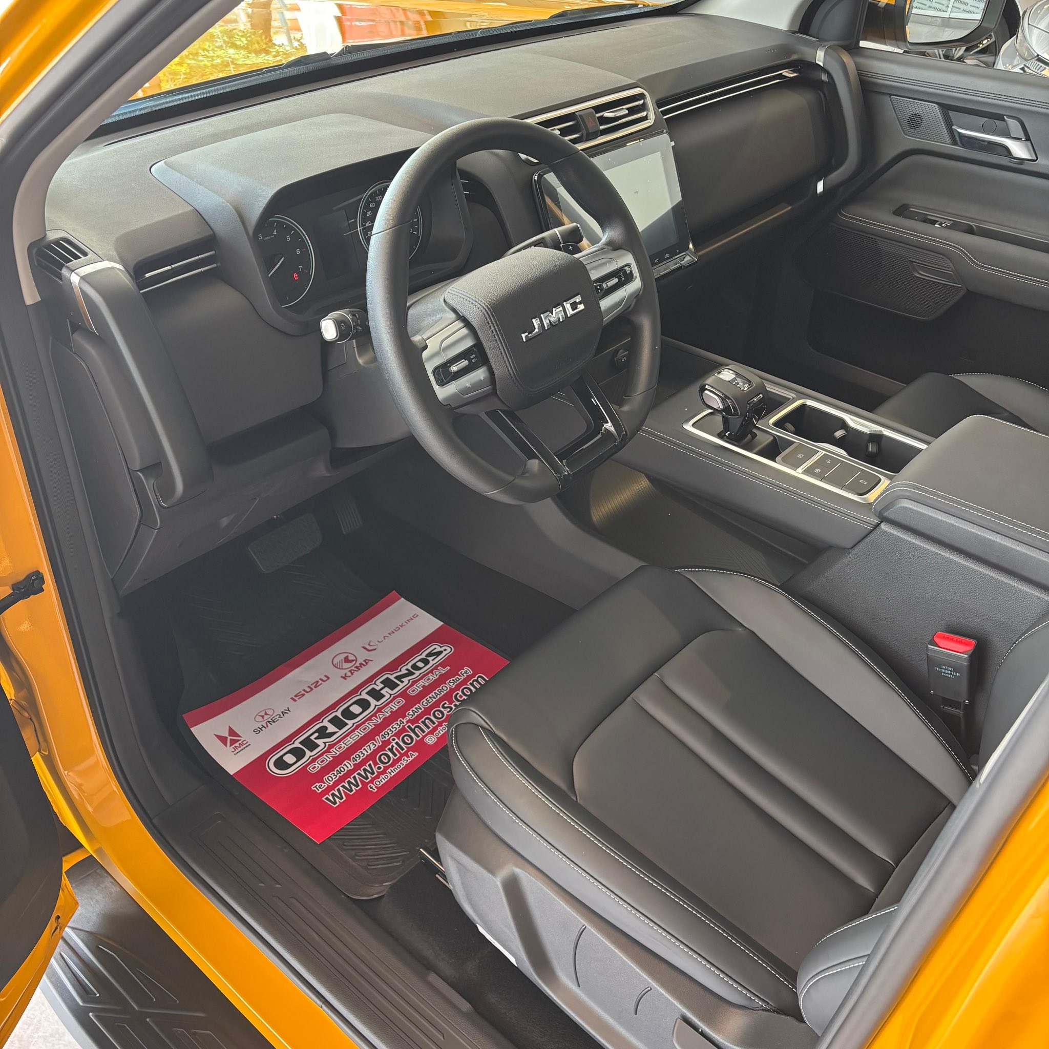 JMC GRAND AVENUE 2.3 242hp NAFTA A/T 4x2 GL 0Km My2026 MAJESTUOSA!! DIFERENTE!! Financia Bco. Santander. Acércate a ORIO HNOS, SAN GENARO, concesionario oficial JMC, ISUZU, KAMA, LANDKING Camiones - Imagen 11