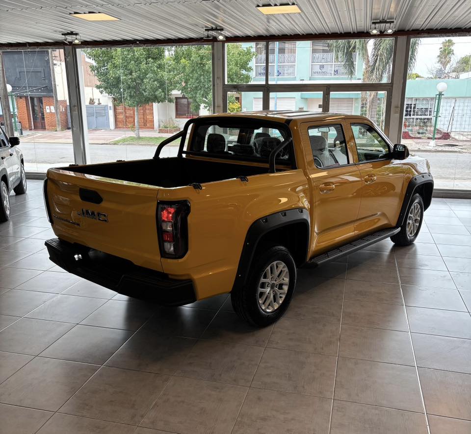 JMC GRAND AVENUE 2.3 242hp NAFTA A/T 4x2 GL 0Km My2026 MAJESTUOSA!! DIFERENTE!! Financia Bco. Santander. Acércate a ORIO HNOS, SAN GENARO, concesionario oficial JMC, ISUZU, KAMA, LANDKING Camiones - Imagen 8