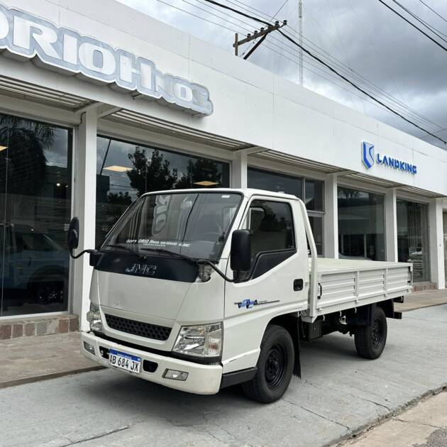 JMC N601 Motor JMC ISUZU 2.8 TDI 115hp, P/ 2,5 Ton. año 2017 con 113.000Km. Financia Bco. Santander. Acércate a ORIO HNOS, SAN GENARO, concesionario oficial JMC, ISUZU, KAMA, LANDKING Camiones