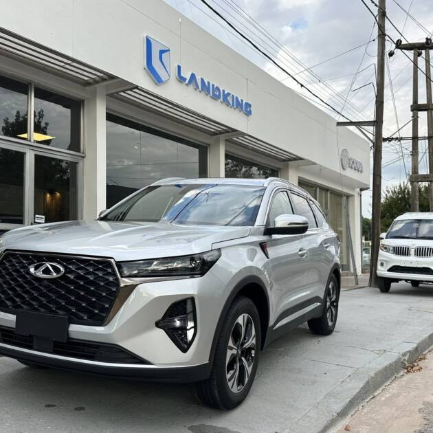 Chery TIGGO 7 PRO Hybrid 1.5 CVT Premium 0Km My2026 gris plata. DISPONIBLE! Financia Bco. Santander, Mg o BNA Mi Pyme o Agro Nación. Acércate a ORIO HNOS, SAN GENARO, concesionario oficial FORTHING suv