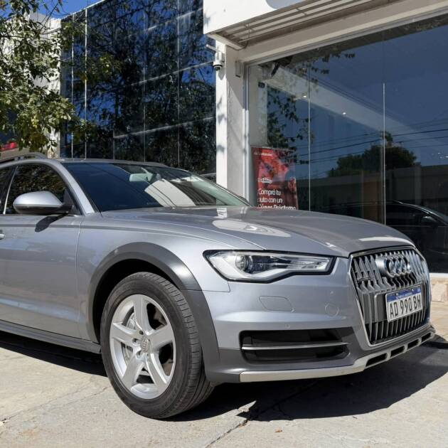 Audi A6 ALLROAD QUATTRO 3.0 TFSI año 2018, gris metalizado. con 176.000Km. Financia Bco. Santander. Acércate a ORIO HNOS, SAN GENARO, concesionario oficial JMC, ISUZU, KAMA, LANDKING Camiones