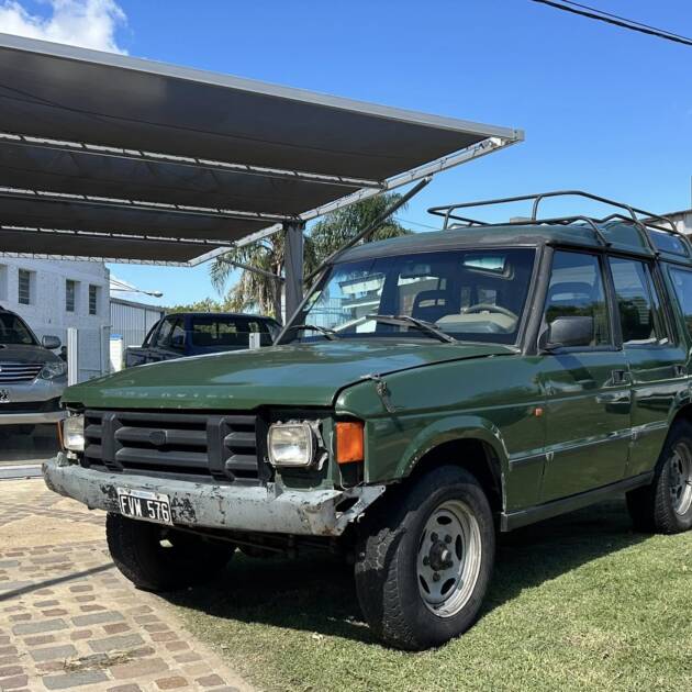 LAND ROVER DISCOVERY 3.9 L NAFTA V8 MANUAL 4x4 año 1994 con GNC. Acércate a ORIO HNOS, SAN GENARO, concesionario oficial JMC, ISUZU, KAMA, LANDKING Camiones