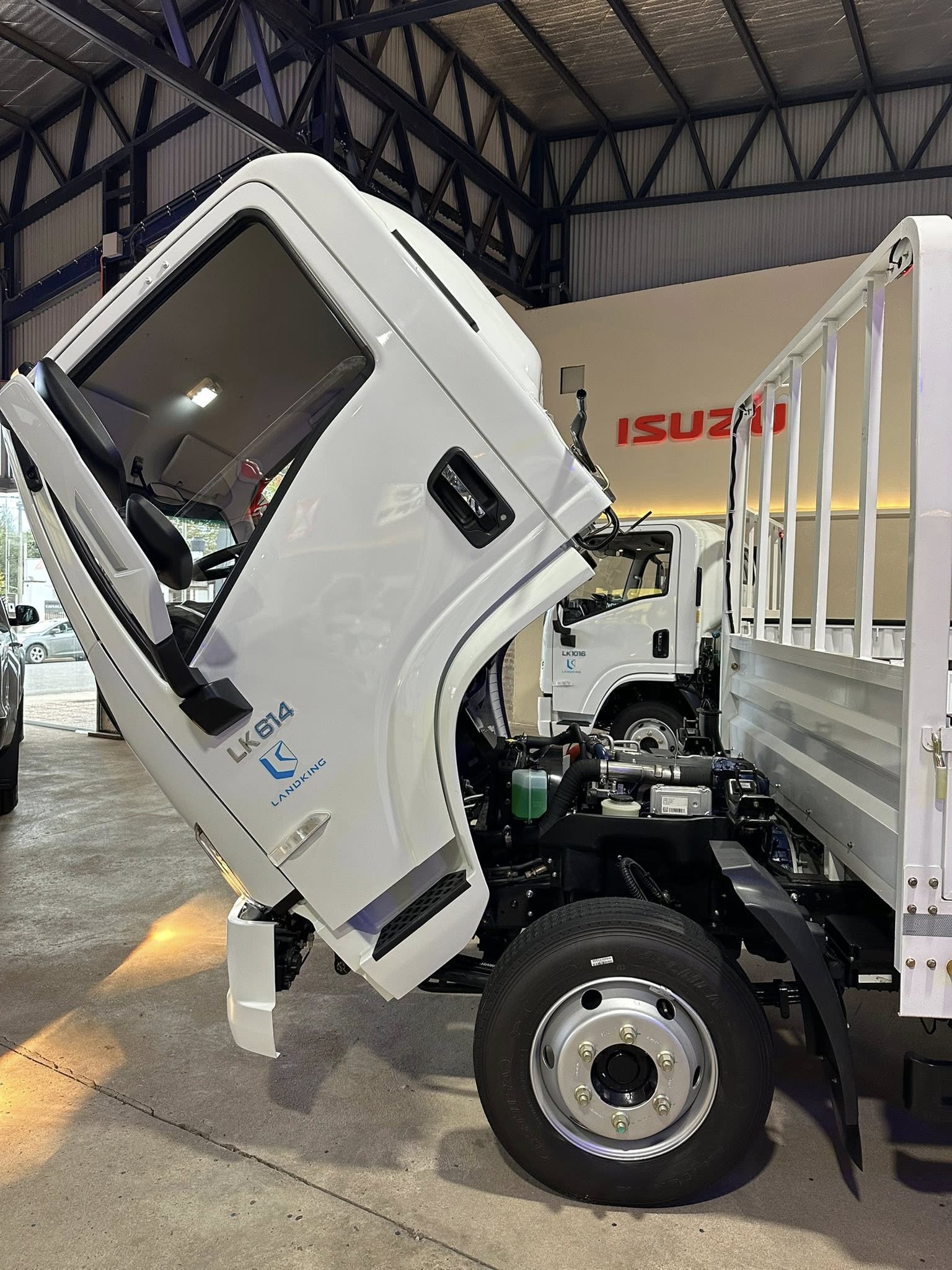 LANDKING LK 614 Motor WEICHAI 140cv 0Km. My2026 Para 3.8 Toneladas. Camión Liviano. Financia Bco. Santander. Acércate a ORIO HNOS, SAN GENARO, concesionario oficial JMC, ISUZU, KAMA, LANDKING Camiones - Imagen 18