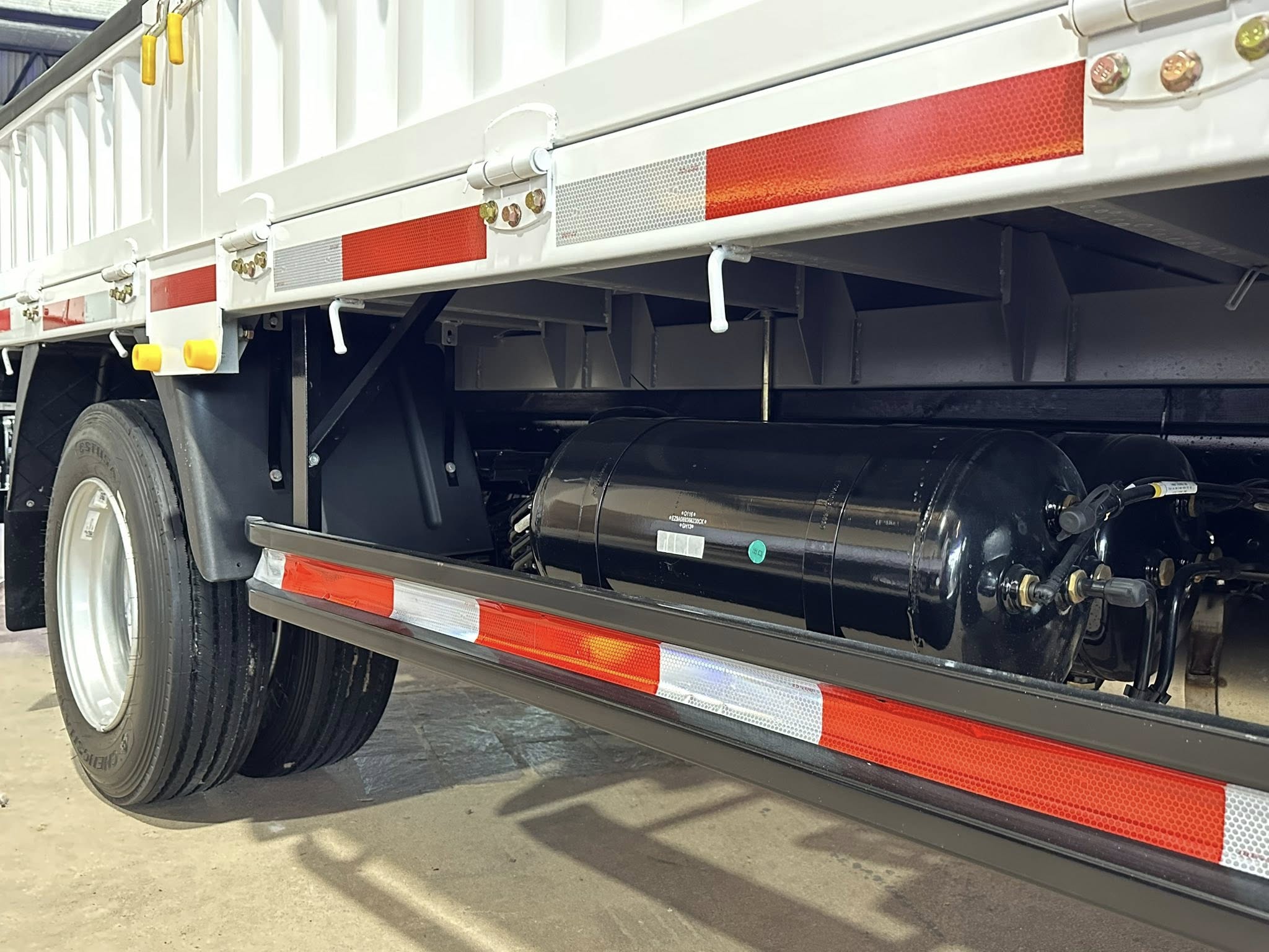 LANDKING LK 614 Motor WEICHAI 140cv 0Km. My2026 Para 3.8 Toneladas. Camión Liviano. Financia Bco. Santander. Acércate a ORIO HNOS, SAN GENARO, concesionario oficial JMC, ISUZU, KAMA, LANDKING Camiones - Imagen 15