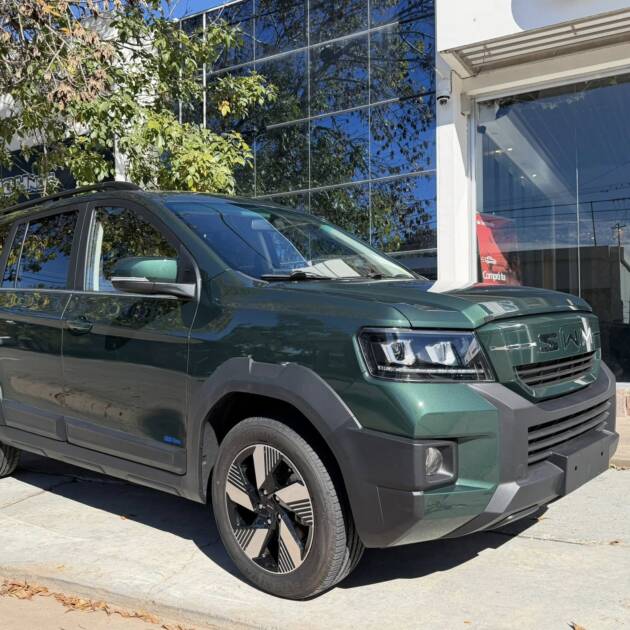 SHINERAY SWM G03F EDI HIBRIDA 7 PASAJEROS 0Km My2026 verde metalizado. DISPONIBLE! Financia Bco. Santander. Acércate a ORIO HNOS, SAN GENARO, concesionario oficial SHINERAY, DOMY Utilitarios