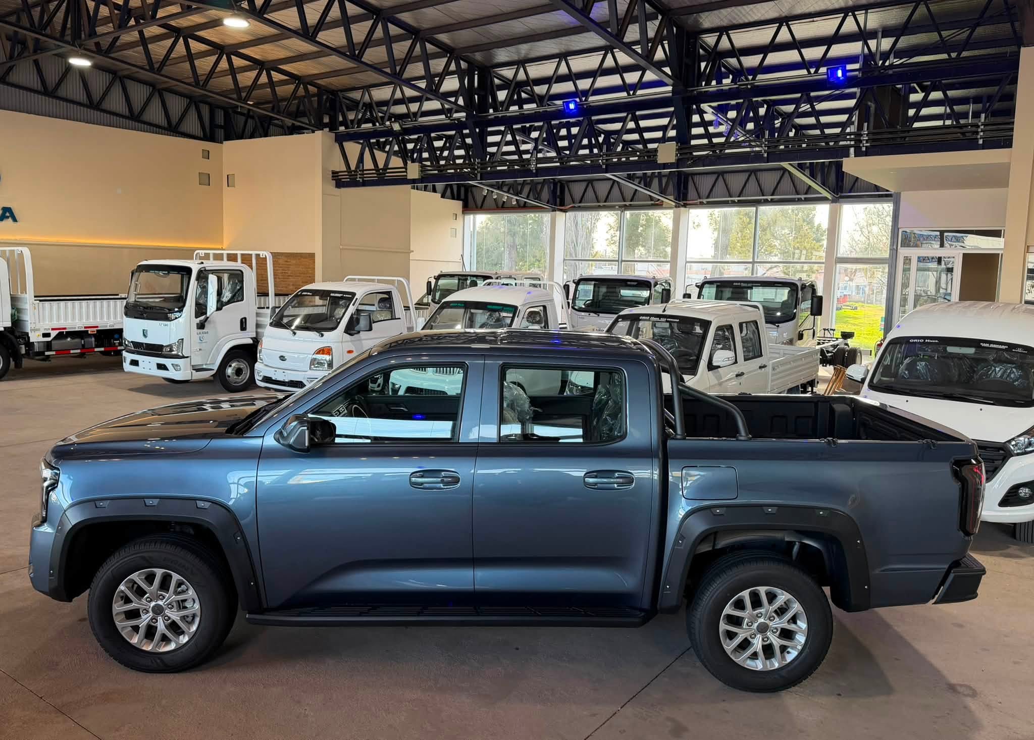 JMC GRAND AVENUE 2.3 Turbo Nafta 242cv MANUAL GL 4x2 0Km MY2026. Financia Bco. Santander. Acércate a ORIO HNOS, SAN GENARO, concesionario oficial JMC, ISUZU, KAMA, LANDKING Camiones - Imagen 8