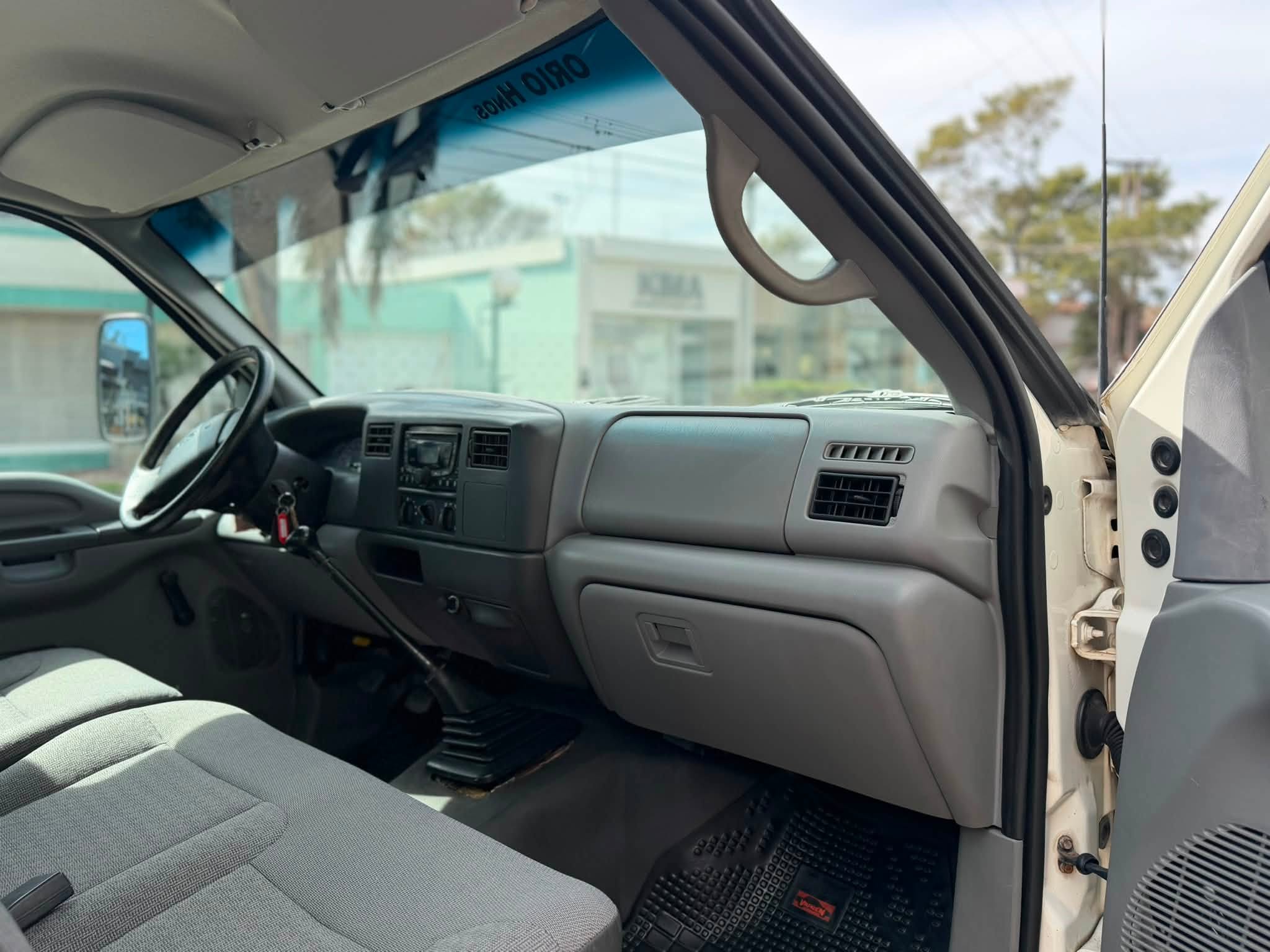 FORD F-4000 CUMMINS EURO MEC III 4x2 año 2009 SUPER CONFIABLE!! Acércate a ORIO HNOS, SAN GENARO, concesionario oficial JMC, ISUZU, KAMA, LANDKING Camiones - Imagen 12