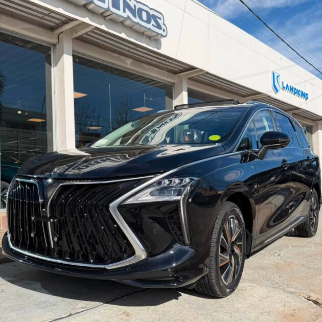 FORTHING U-TOUR HEV Híbrida 7 pasajeros 0Km My2026 negro metalizado. Financia Bco. Santander. Acércate a ORIO HNOS, SAN GENARO, concesionario oficial FORTHING