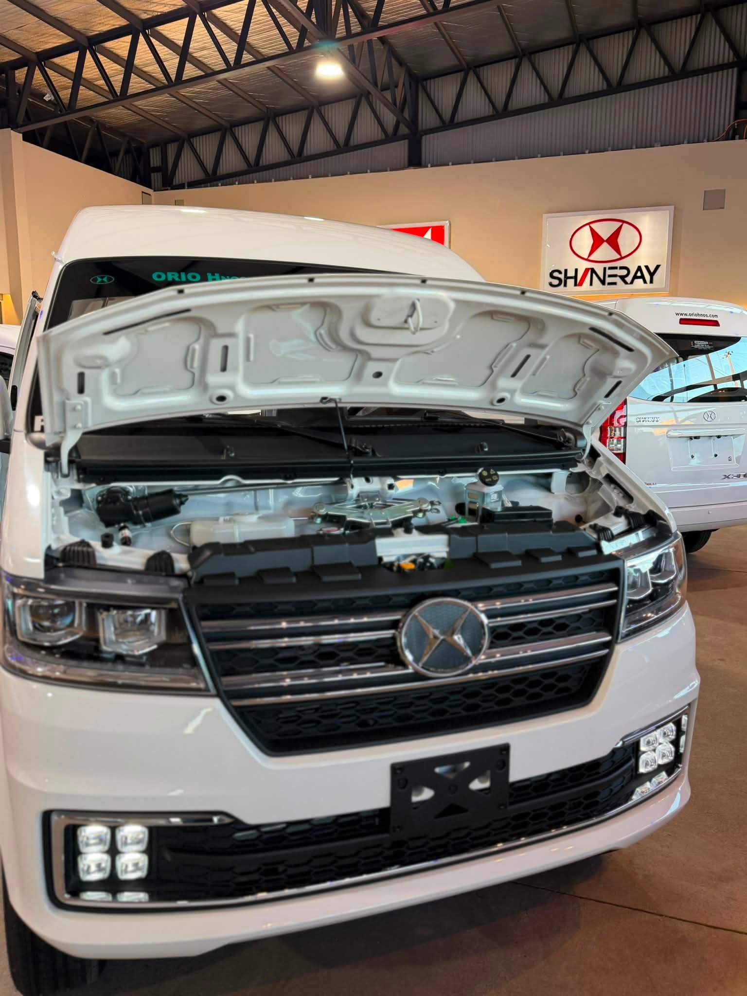 SHINERAY X30 L FURGÓN 1.5 102cv 2 ASIENTOS 0Km MY2026 disponibles!! Financia Bco. Santander. Acércate a ORIO HNOS, SAN GENARO, concesionario oficial SHINERAY, DOMY Utilitarios - Imagen 15