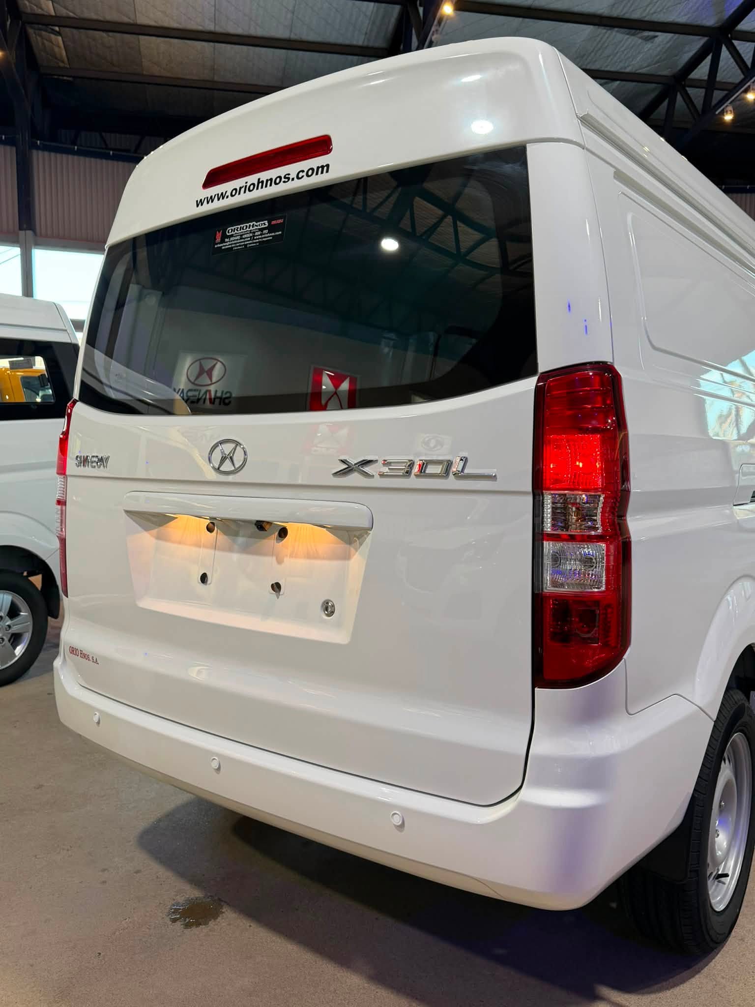 SHINERAY X30 L FURGÓN 1.5 102cv 2 ASIENTOS 0Km MY2026 disponibles!! Financia Bco. Santander. Acércate a ORIO HNOS, SAN GENARO, concesionario oficial SHINERAY, DOMY Utilitarios - Imagen 6