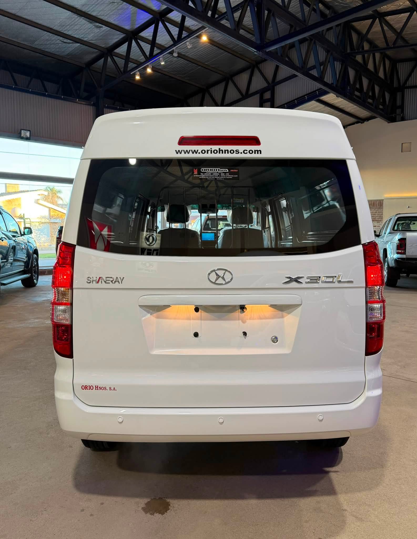 SHINERAY X30 L FURGÓN 1.5 102cv 2 ASIENTOS 0Km MY2026 disponibles!! Financia Bco. Santander. Acércate a ORIO HNOS, SAN GENARO, concesionario oficial SHINERAY, DOMY Utilitarios - Imagen 5