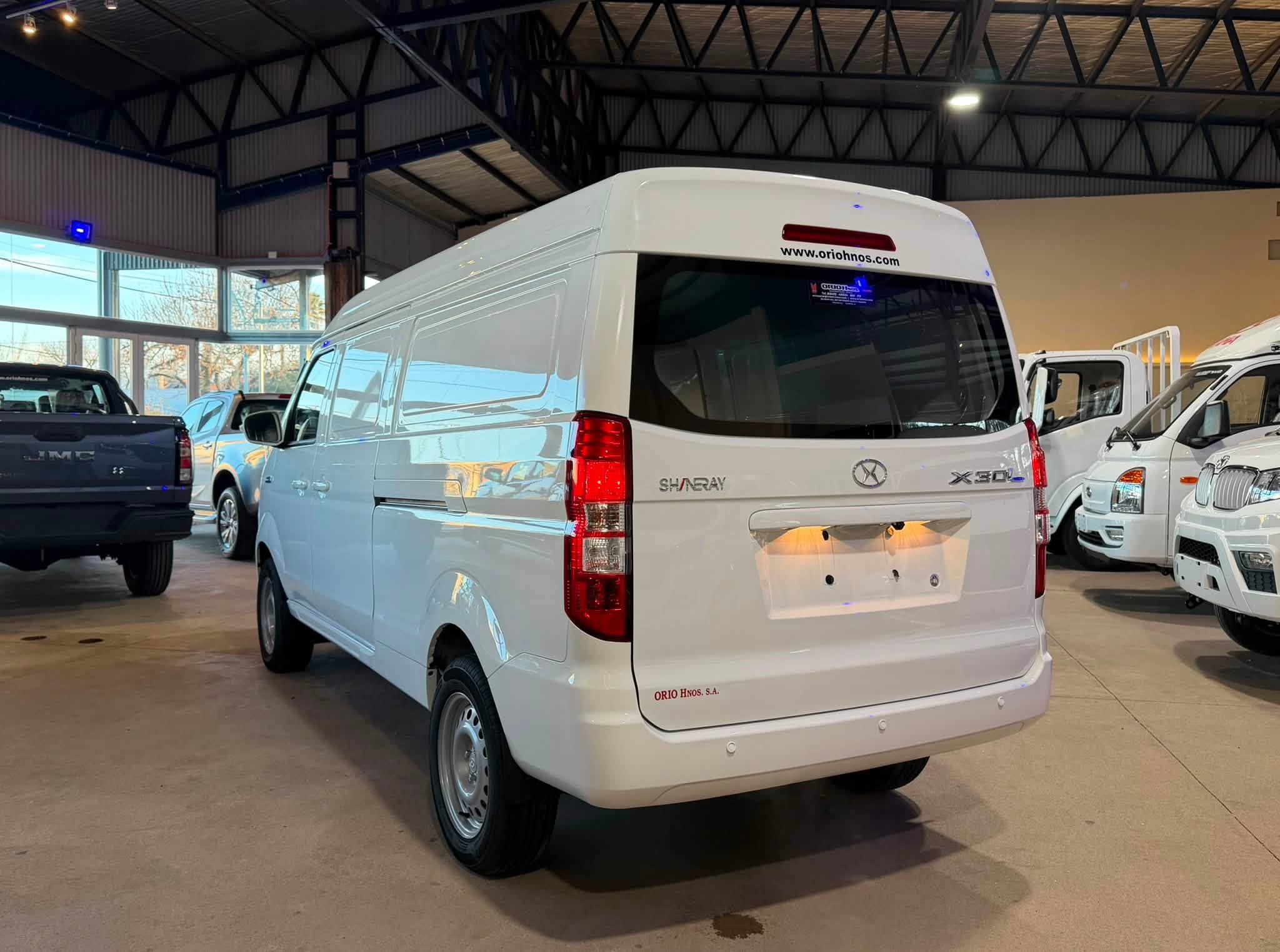 SHINERAY X30 L FURGÓN 1.5 102cv 2 ASIENTOS 0Km MY2026 disponibles!! Financia Bco. Santander. Acércate a ORIO HNOS, SAN GENARO, concesionario oficial SHINERAY, DOMY Utilitarios - Imagen 4