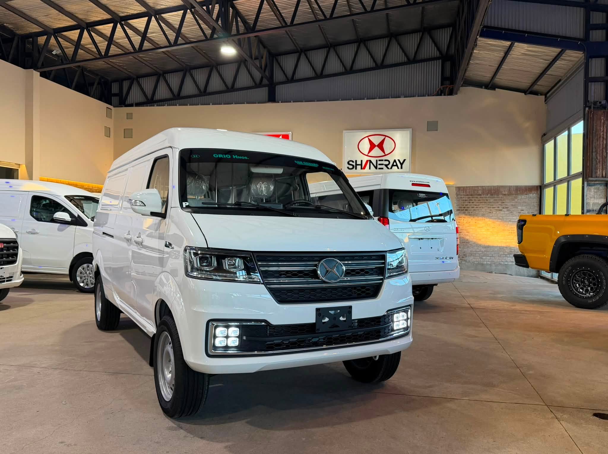 SHINERAY X30 L FURGÓN 1.5 102cv 2 ASIENTOS 0Km MY2026 disponibles!! Financia Bco. Santander. Acércate a ORIO HNOS, SAN GENARO, concesionario oficial SHINERAY, DOMY Utilitarios