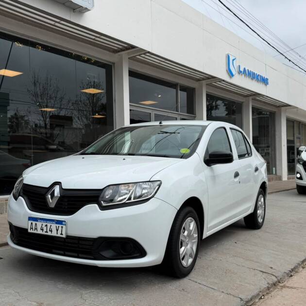 RENAULT NUEVO LOGAN AUTHENTIQUE 1.6 año 2016 blanco glaciar. Financia Bco. Santander. Acércate a ORIO HNOS, SAN GENARO, concesionario oficial SHINERAY, DOMY Utilitarios