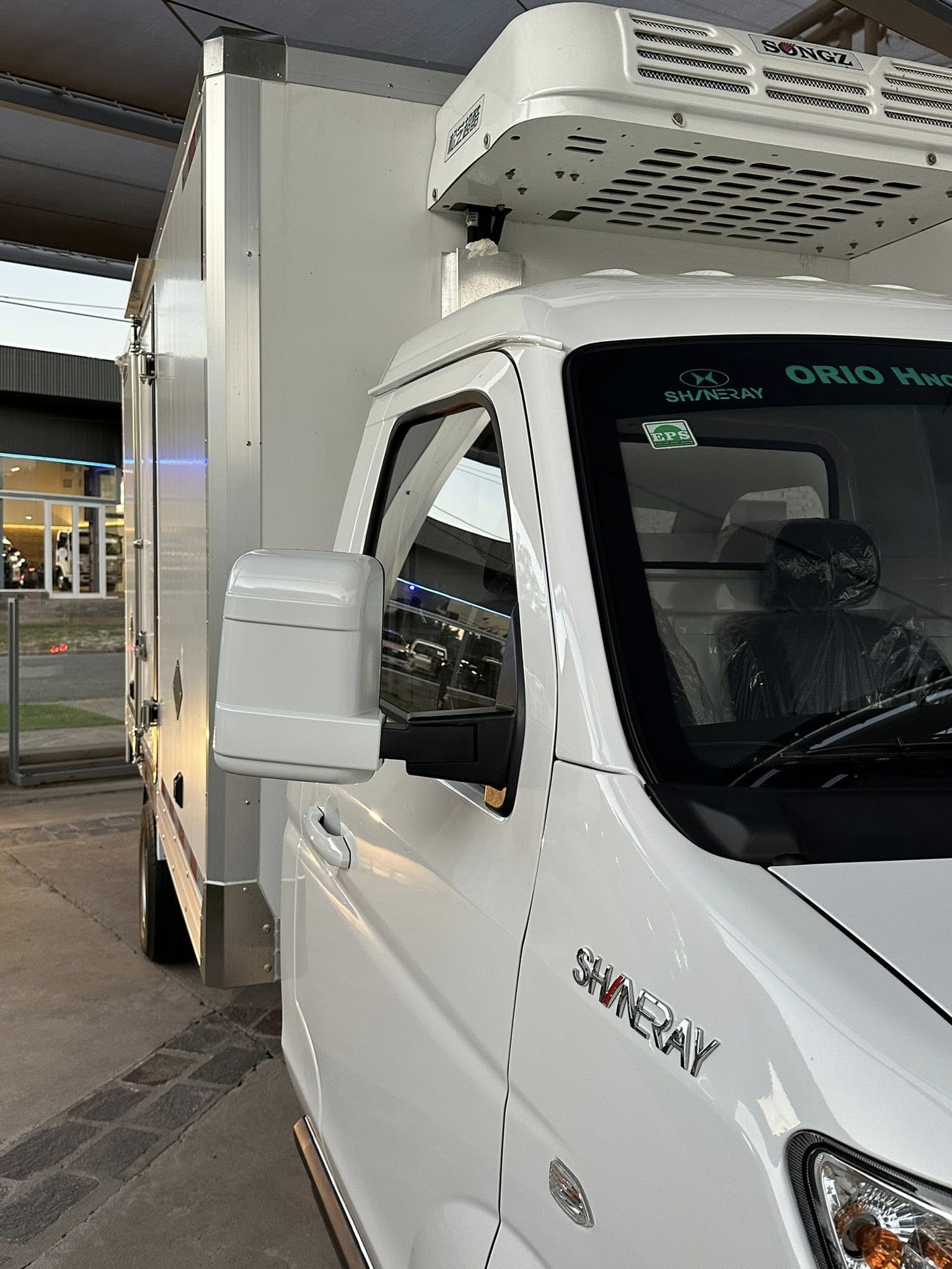 SHINERAY T50 C/S CHASIS con DUALES con FURGON REFRIGERADO -18° para 2 Toneladas 0km My2026 DISPONIBLES! Financia Bco. Santander. Acércate a ORIO HNOS, SAN GENARO, concesionario oficial SHINERAY, DOMY Utilitarios - Imagen 14